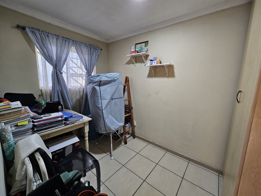 2 Bedroom Property for Sale in Marinda Park Western Cape